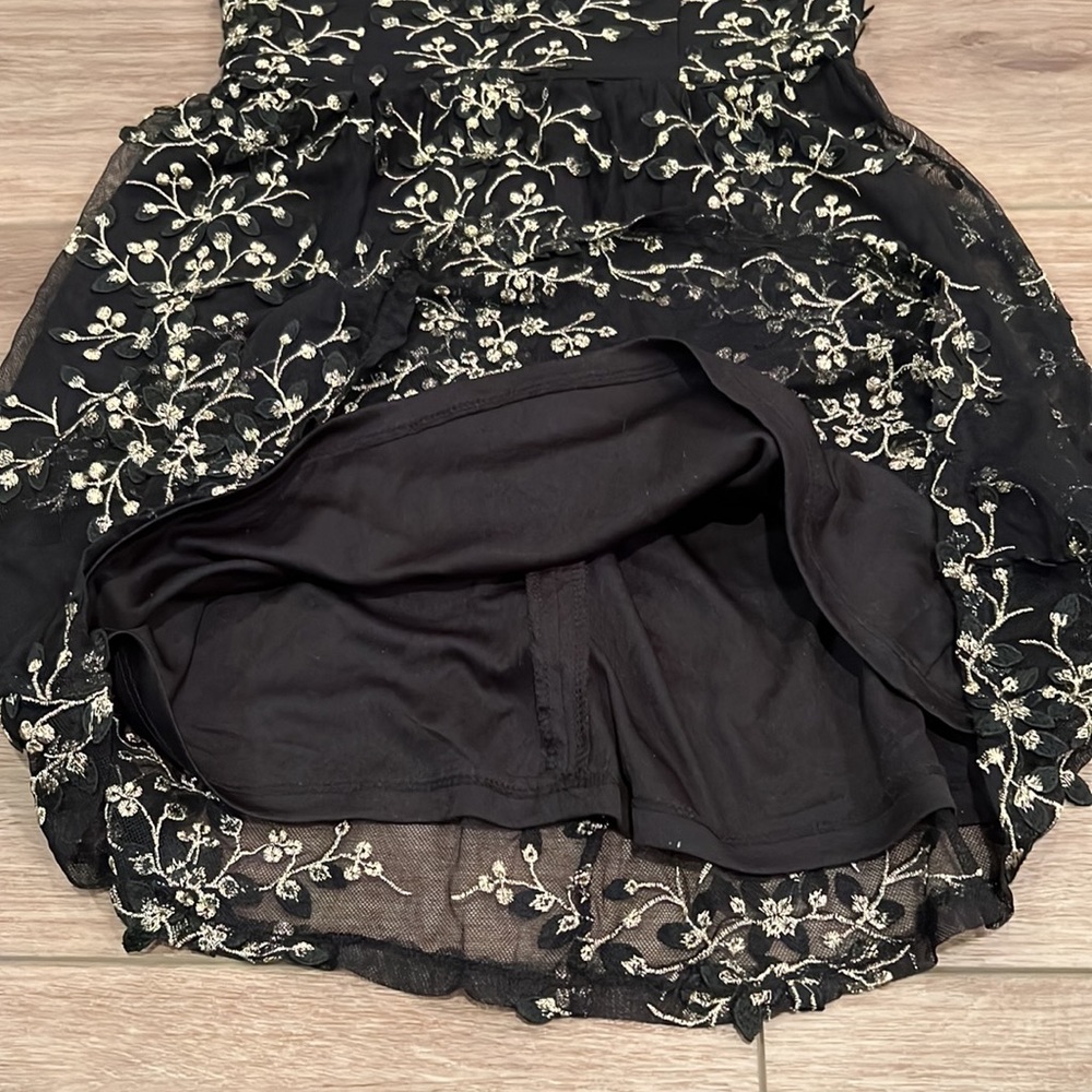 NWT Altar’d State Lacey Dress Size Small Black Embroidered Floral Mini - Picture 13 of 16
